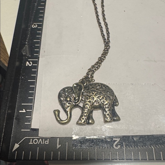 Pomina Elephant Pendant Necklace Gold Tone Filigree  (BR1313/2) - Picture 4 of 6